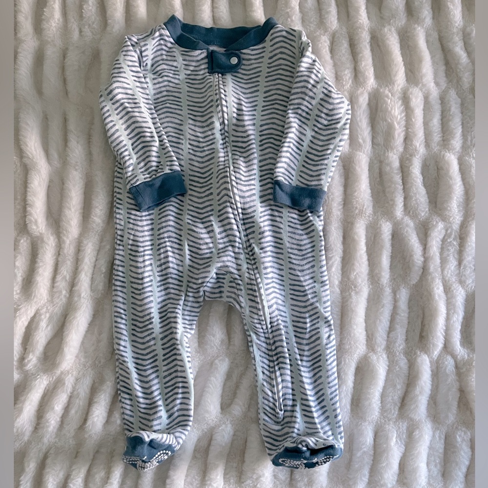 BURT’S BEES pajamas